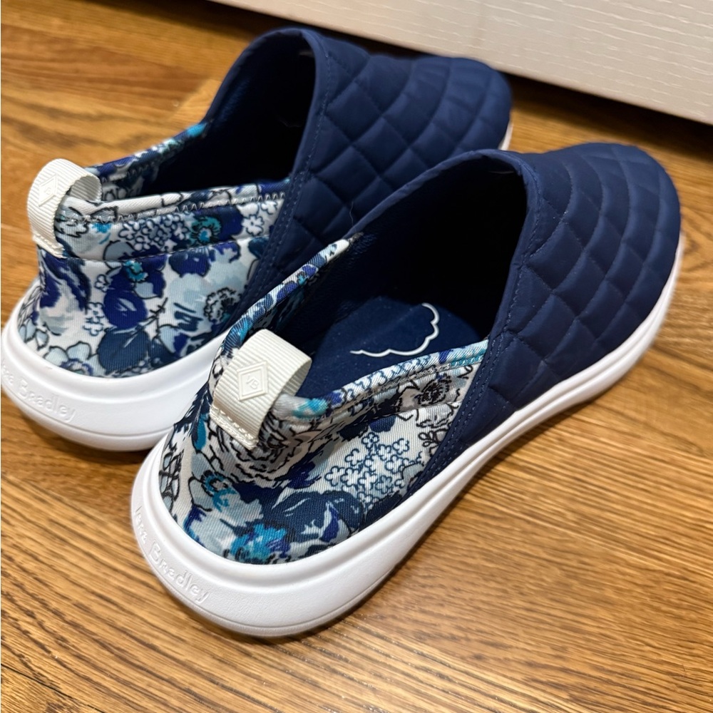 Vera Bradley Blue and White Quilted Slip-On Sneakers size 11 - Picture 2 of 10